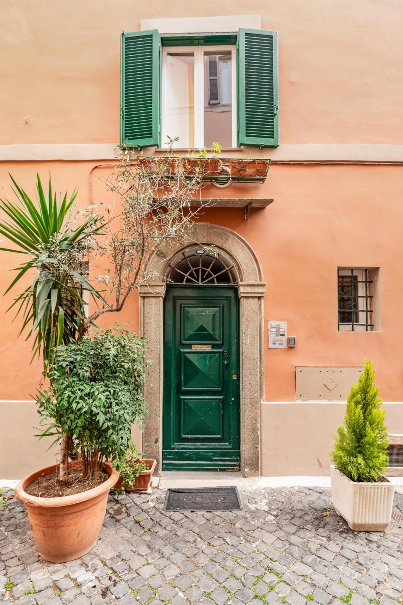 Leopardo Boutique Apartment In Trastevere Rome Luaran gambar