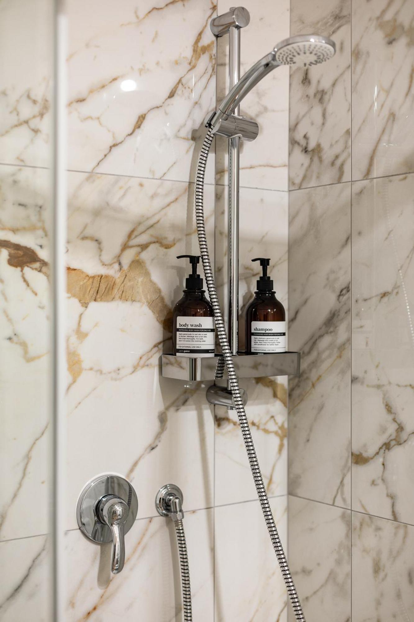 Leopardo Boutique Apartment In Trastevere Rome Luaran gambar